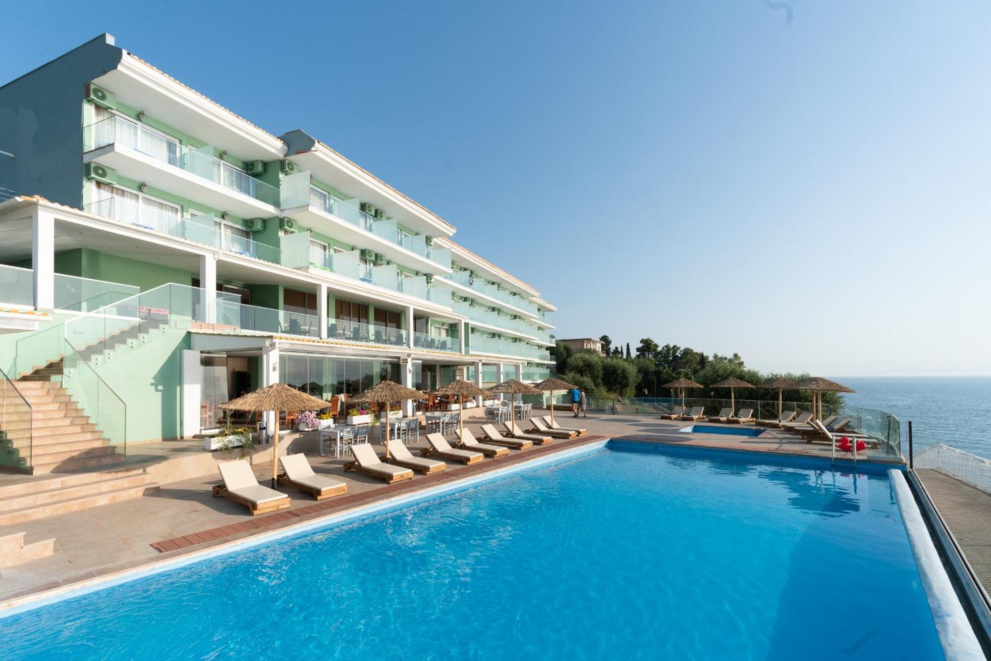 Corfu Maris Bellos Benitses  Bagian luar foto