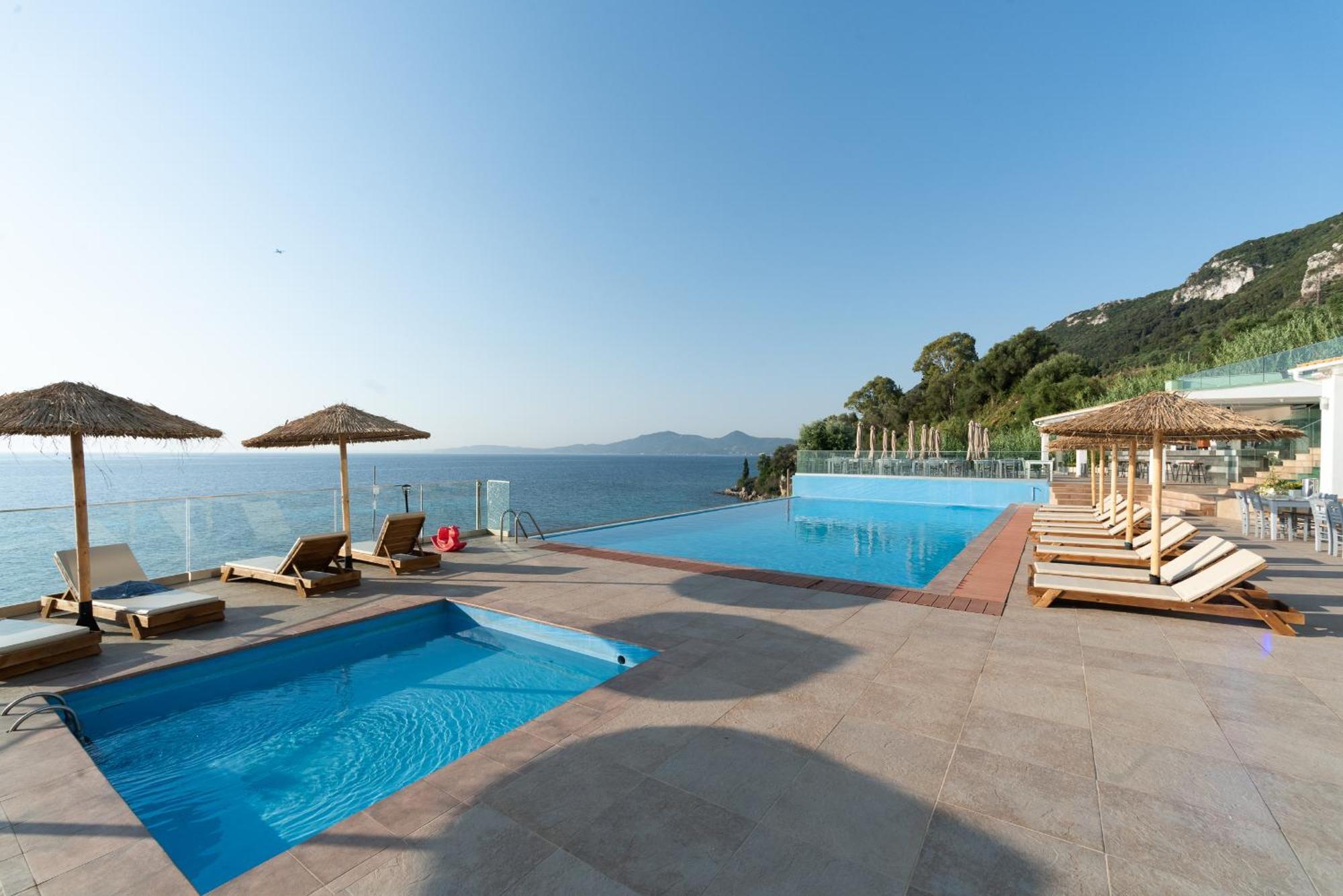 Corfu Maris Bellos Benitses  Bagian luar foto
